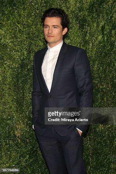 Actor Orlando Bloom attends CFDA and Vogue 2013 Fashion Fund Finalists Celebration at Spring Studios on November 11, 2013 in New York City.