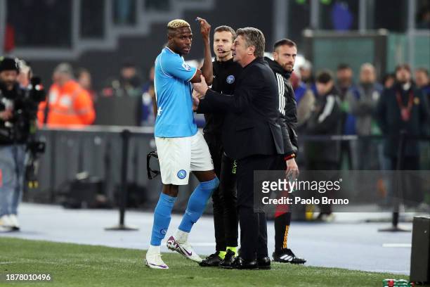 Victor Osimhen of SSC Napoli reacts as he leaves the pitch after being shown a red card by Referee Andrea Colombo during the Serie A TIM match...