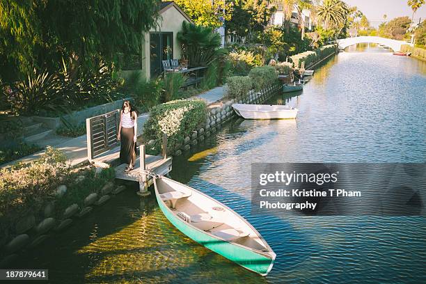 venice canals - venice california fotografías e imágenes de stock