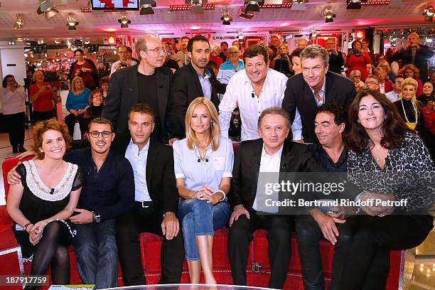 Maureen Dor, Brahim Asloum, Steve Suissa, Adriana Karembeu, Michel Drucker, Eric Carriere and Cristiana Reali. Philippe Geluck, Mathieu Madenian,...