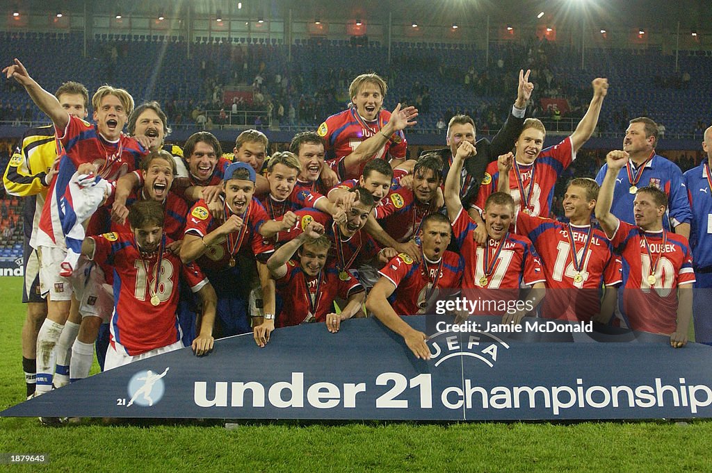 The Czech Republic team celebrates winning the European U21 Trophy