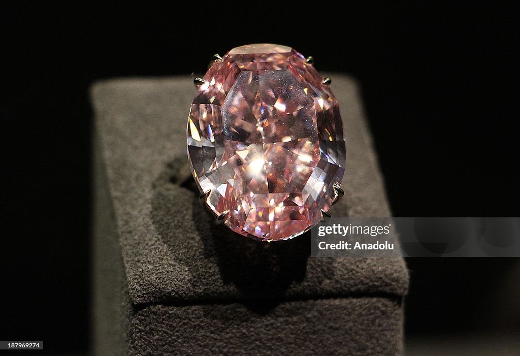 Pink Star diamond smashes world record price