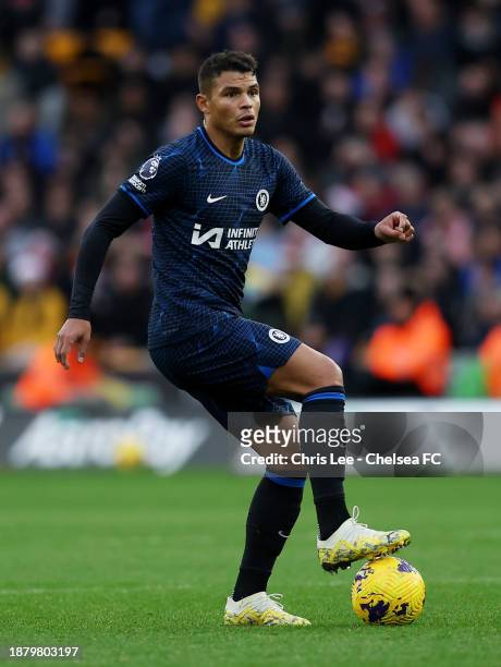 Thiago Silva of Chelsea controls the ball during the Premier League match between Wolverhampton Wanderers and Chelsea FC at Molineux on December 24,...
