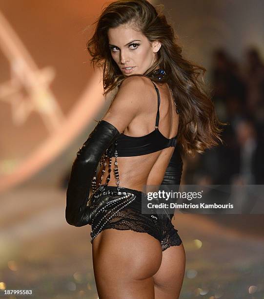 Model Izabel Goulart walks the runway at the 2013 Victoria's Secret Fashion Show at Lexington Avenue Armory on November 13, 2013 in New York City.