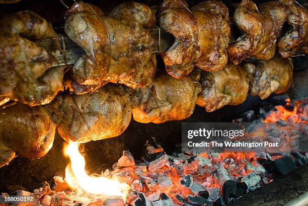 Chicken Rico 110 La Rotisserie Stock Photos, High-Res Pictures, and Images - Getty ...