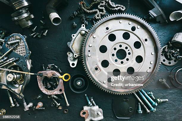 car components - machineonderdeel stockfoto's en -beelden