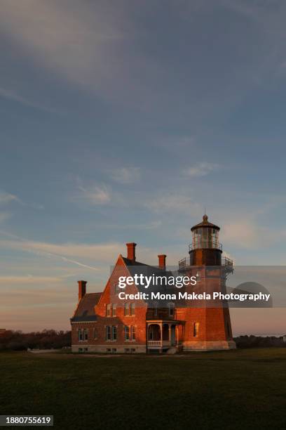 block island southeast light, rhode island - block island lighthouse stock pictures, royalty-free photos & images