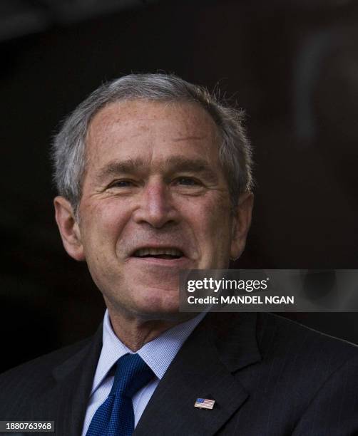 President George W. Bush speaks 13 May 2007 during America's 400th Anniversary Celebration at Anniversary Park in Jamestown, Virginia. Bush is...