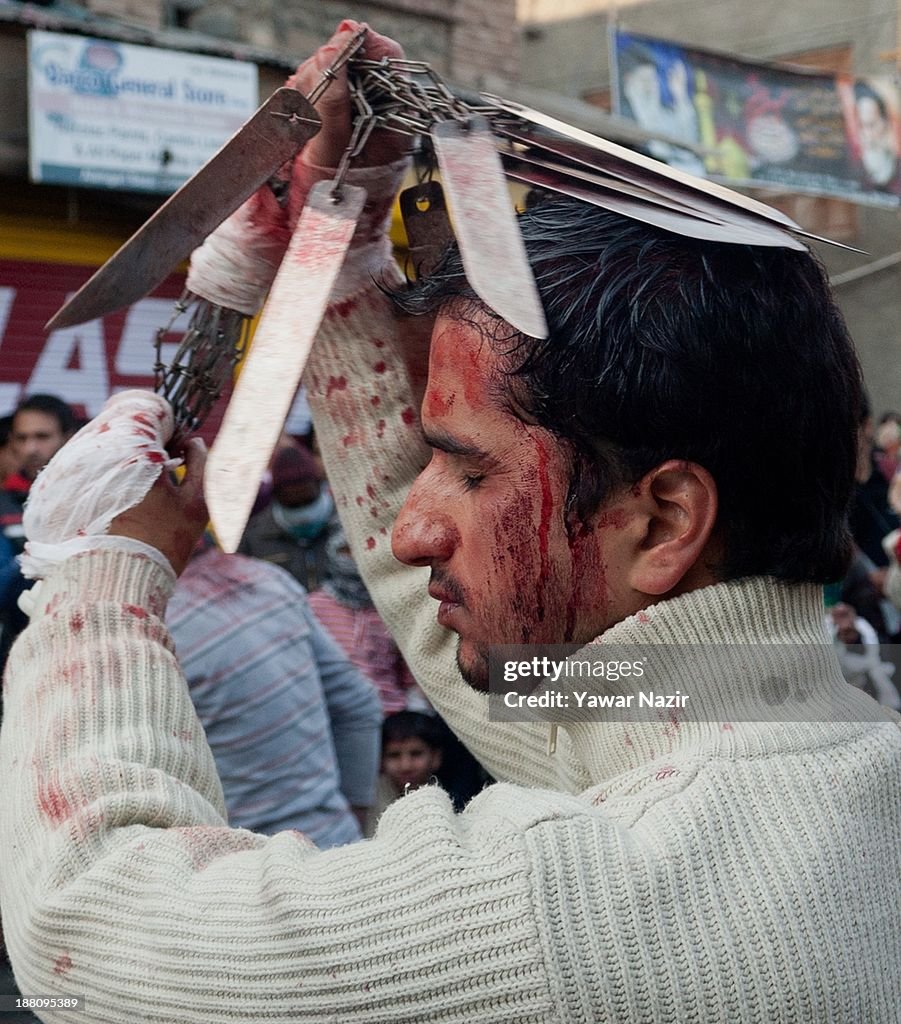 Muslims Mark Ashura In Kashmir