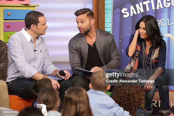 Alan Tacher, Ricky Martin and Karla Martinez are seen on the set of Despierta America at Univision Headquarters on November 15, 2013 in Miami,...