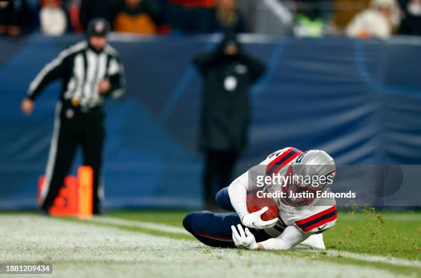 Safety Cody Davis of the New England Patriots recovers a loose ball for a touchdwon after linebacker Marte Mapu of the New England Patriots stripped...