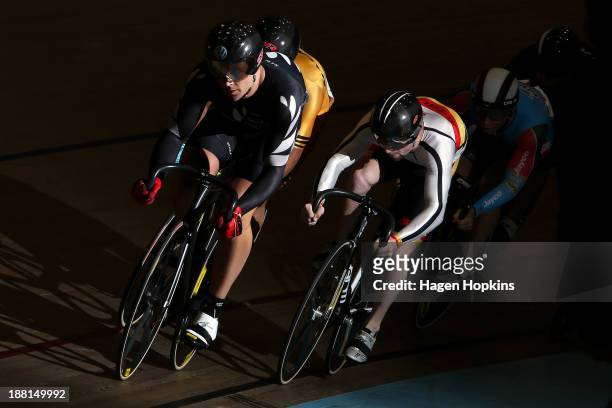 Simon Van Velthooven of New Zealand competes in the men's keiren during the 2013 UCI Festival of Speed at SIT Zerofees Velodrome on November 16, 2013...