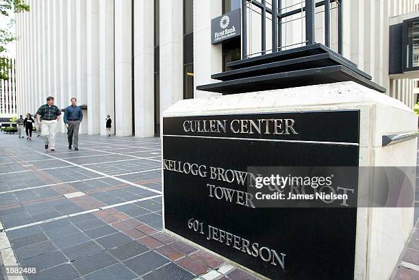 The Roots Building Dick Root Photos and Premium High Res Pictures - Getty Images