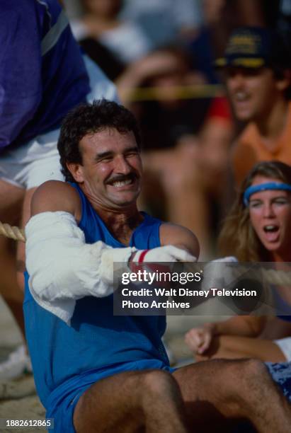 Heather Thomas Battle Of The Network Stars 380 Battle Of The Network Stars 1983 Stock Photos, High-Res Pictures