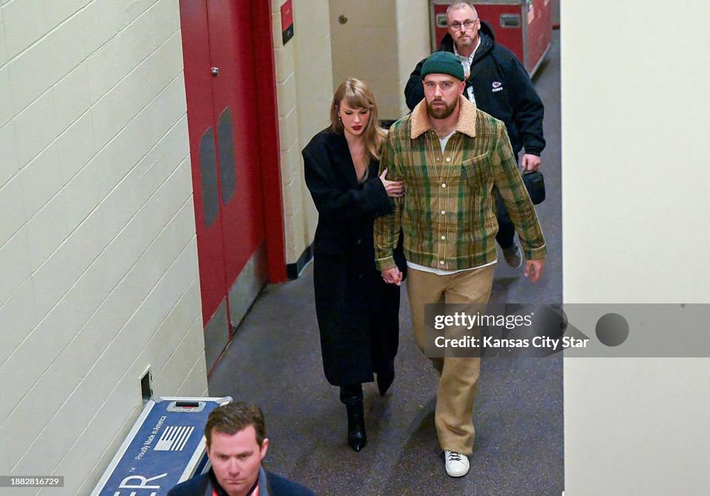 ENTER-MUS-SWIFT-KELCE-NYE-KC