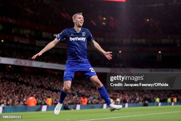 Tomas Soucek of West Ham celebrates after scoring the opening goal during the Premier League match between Arsenal FC and West Ham United at Emirates...