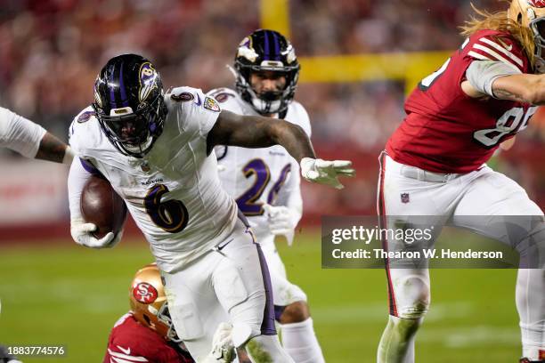 Patrick Queen of the Baltimore Ravens intercepts a pass during the third quarter against the San Francisco 49ers at Levi's Stadium on December 25,...