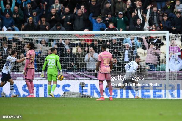 Alan Browne of Preston North End celebrates his goal to make it 1-0 during the Sky Bet Championship match between Preston North End and Leeds United...