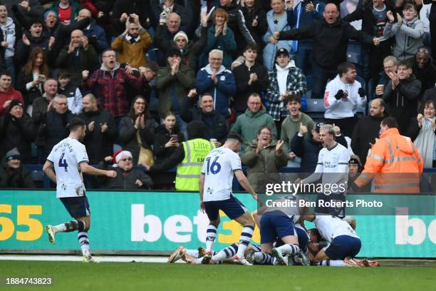 Alan Browne of Preston North End celebrates his goal to make it 1-0 during the Sky Bet Championship match between Preston North End and Leeds United...