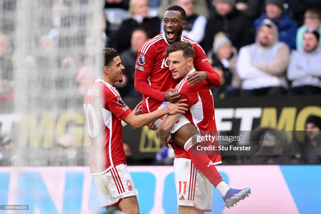 Newcastle United v Nottingham Forest - Premier League