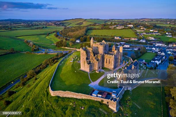 ireland, munster, county tipperary, rock of cashel - county tipperary stock pictures, royalty-free photos & images