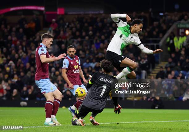 James Trafford of Burnley saves the shot of Cody Gakpo of Liverpool during the Premier League match between Burnley FC and Liverpool FC at Turf Moor...