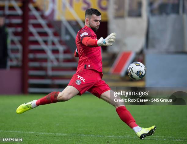 Motherwell's Liam Kelly in action during a cinch Premiership match between Motherwell and Rangers at Fir Park, on December 23 in Motherwell, Scotland.