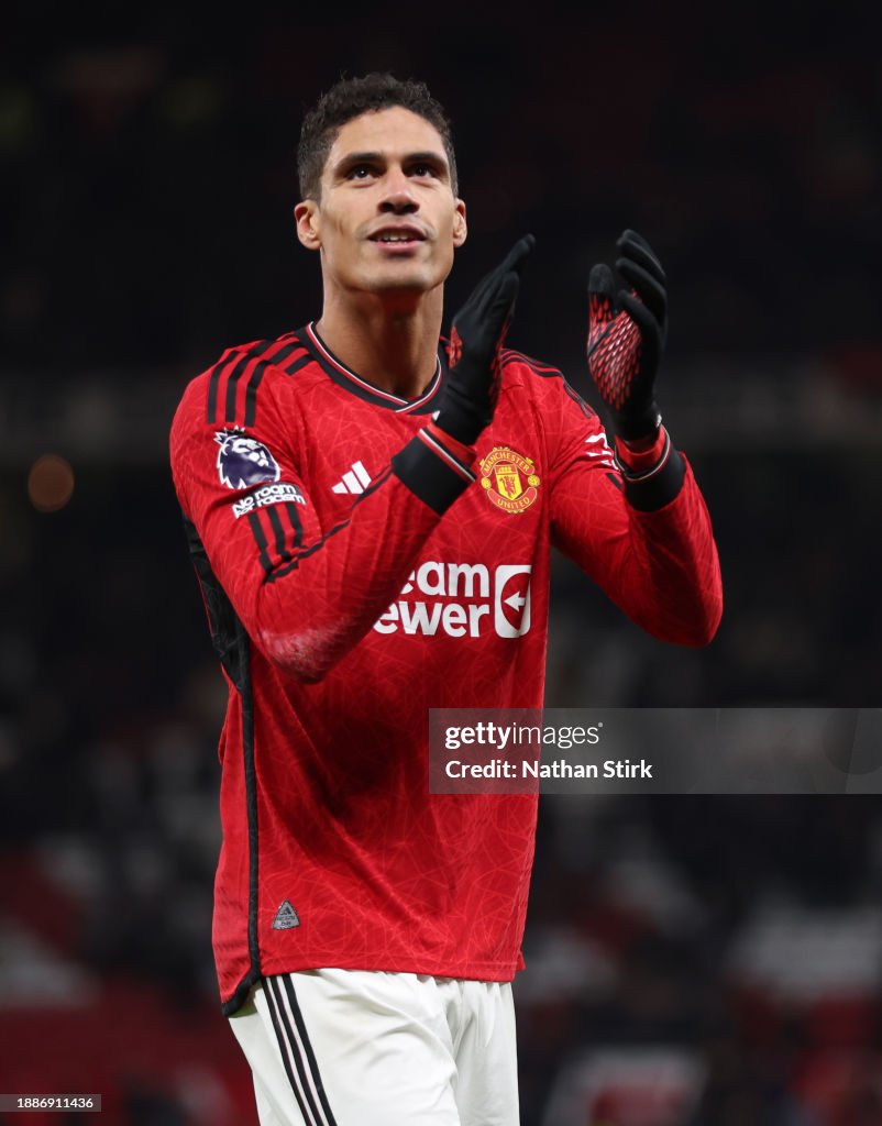 Manchester United v Aston Villa - Premier League