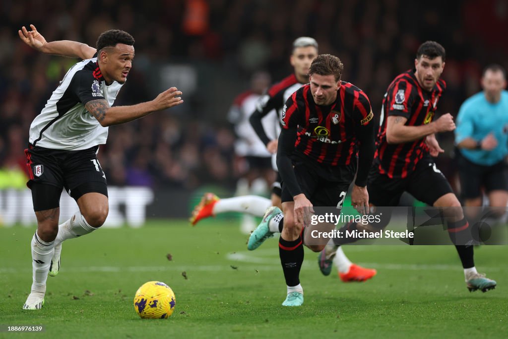 Rodrigo Muniz of Fulham tracked by Illia Zabarnyi of AFC Bournemouth ...