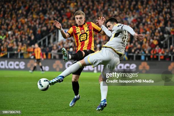 Norman Bassette of Mechelen batt Konstantinos Laifis of Standard during a football game between KV Mechelen and Standard de Liege on match day 19 of...