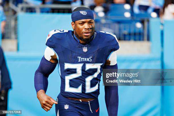 Derrick Henry of the Tennessee Titans jogs onto the field after halftime during the game against the Seattle Seahawks at Nissan Stadium on December...