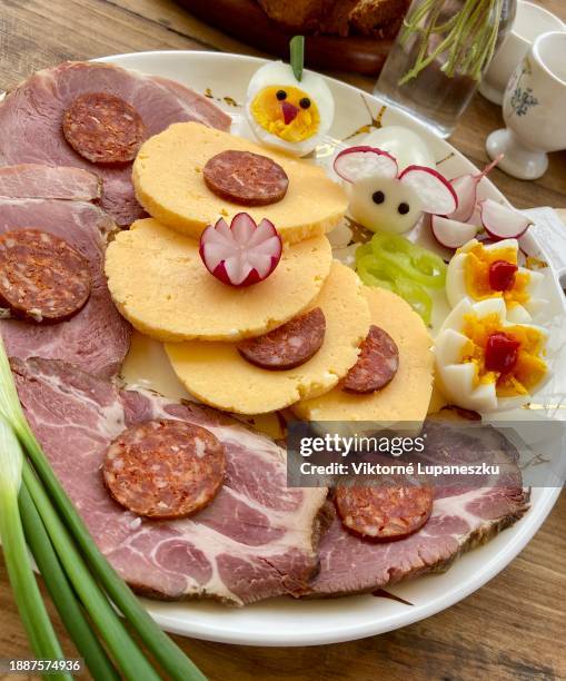 table with easter breakfast - easter breakfast stock pictures, royalty-free photos & images