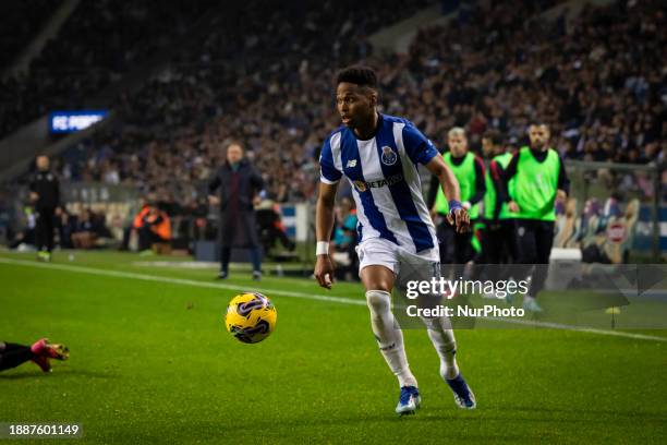 Wendell of FC Porto is with the ball during the Portuguese Primeira Liga football match between FC Porto and Desportivo de Chaves at Estadio do...