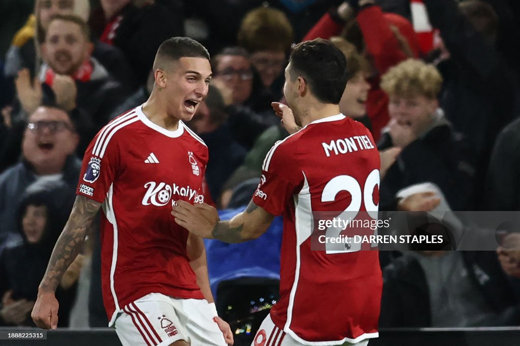 FBL-ENG-PR-NOTTINGHAM FOREST-MAN UTD