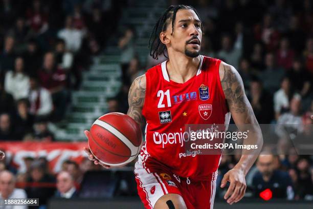 Olivier Hanlan of Pallacanestro Varese OpenJobMetis seen in action during the LBA Lega Basket Serie A 2023/24 Regular Season game between...
