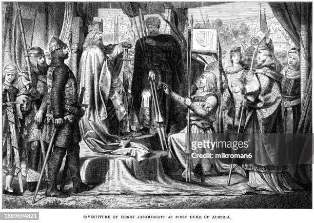 old engraved illustration of investiture of henry ii, called jasomirgott as first duke of austria - fall to grace and the battle of amfar brunch hosted by hbo 2013 park city stockfoto's en -beelden