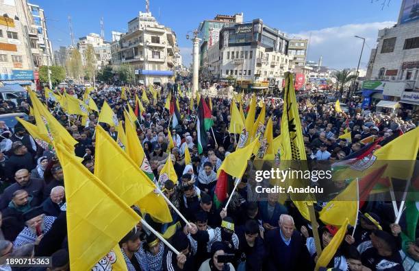 Fatah Rajper 2,524 Fatah Flags Stock Photos, High-Res Pictures, and Images - Getty ...