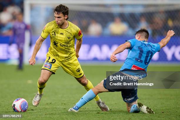 Sam Sutton of the Phoenix controls the ball during the A-League Men round 10 match between Sydney FC and Wellington Phoenix at Allianz Stadium, on...