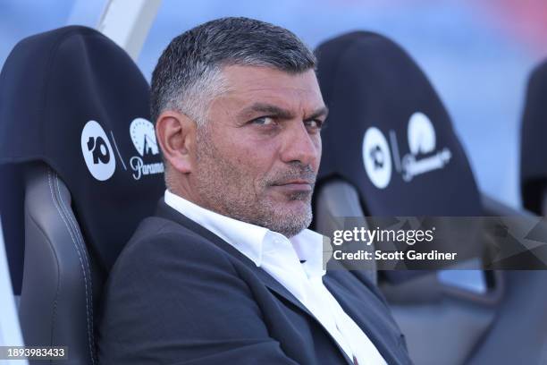 Western United Coach John Aloisi during the A-League Men round 10 match between Newcastle Jets and Western United at McDonald Jones Stadium, on...