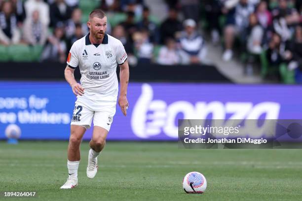 Ryan Tunnicliffe of Adelaide United in action during the A-League Men round 10 match between Melbourne Victory and Adelaide United at AAMI Park, on...