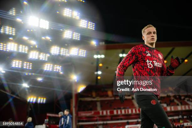 Donny van de Beek of Manchester United warms up ahead of the Premier League match between Nottingham Forest and Manchester United at City Ground on...