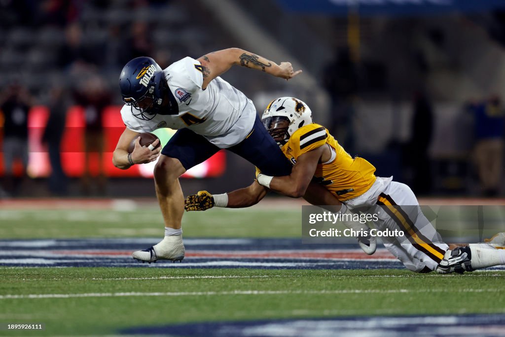 Barstool Sports Arizona Bowl - Toledo v Wyoming