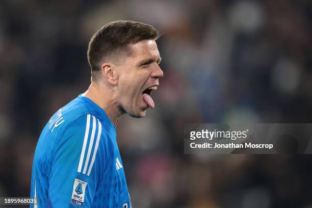 Wojciech Szczesny of Juventus celebrates the 1-0 victory following the final whistle of the Serie A TIM match between Juventus and AS Roma at Allianz...