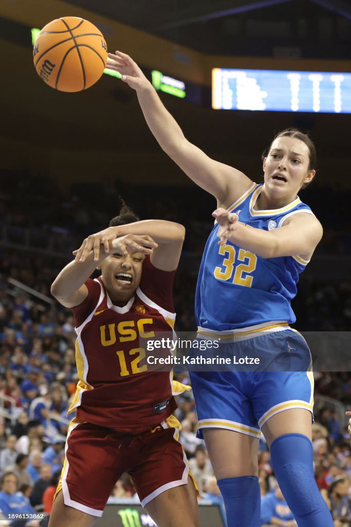 USC v UCLA