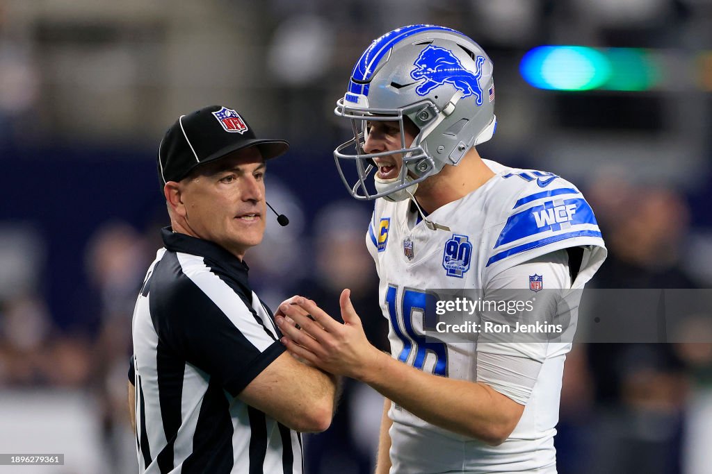Detroit Lions v Dallas Cowboys