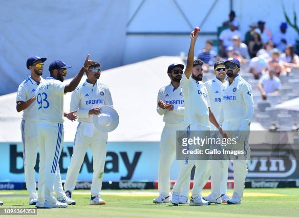 Mohammed Siraj of India celebrates a 5'fer during day 1 of the 2nd Test match between South Africa and India at Newlands Cricket Ground on January...