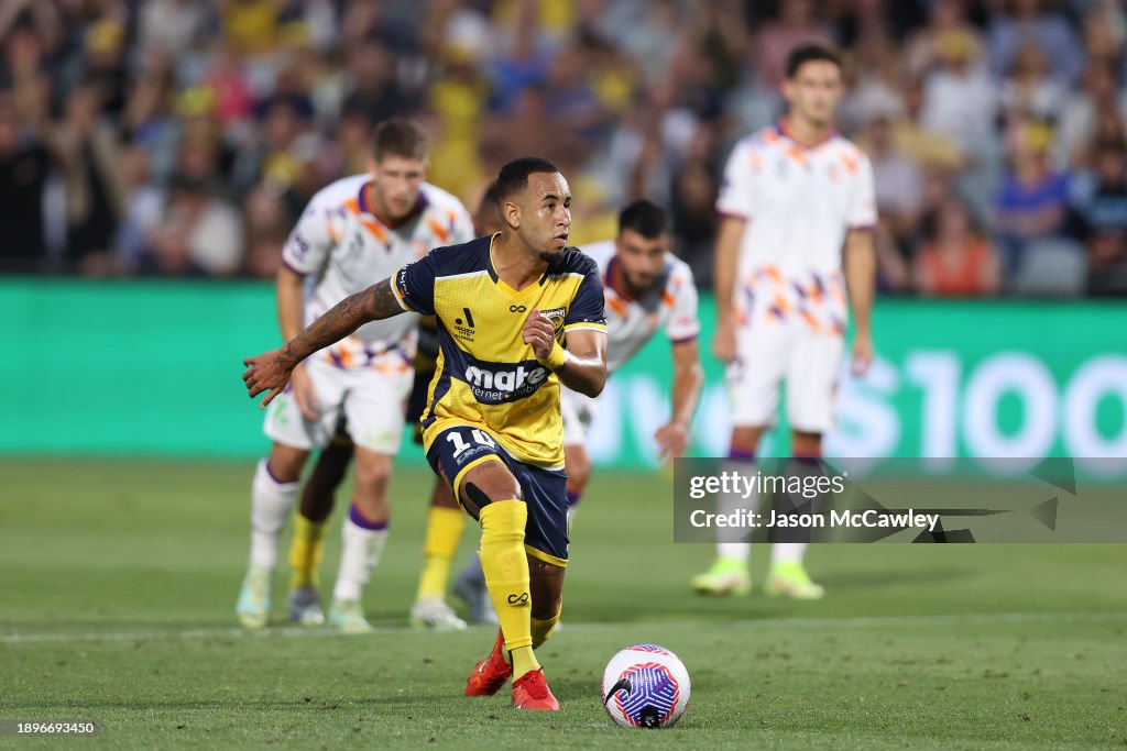 A-League Men Rd 10 - Central Coast Mariners v Perth Glory