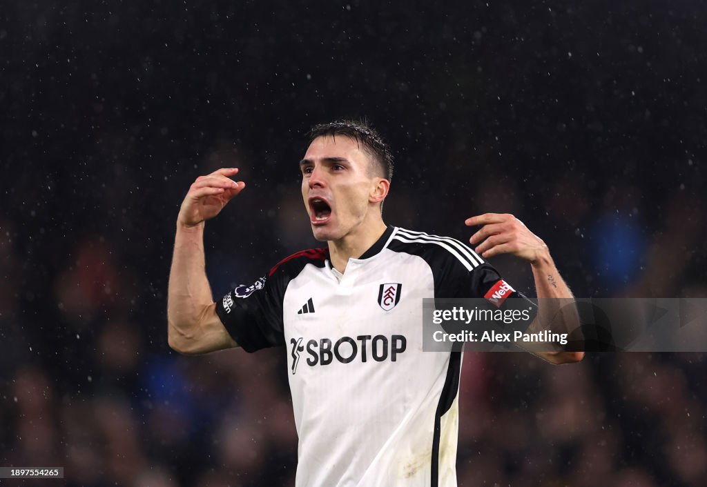 Fulham FC v Arsenal FC - Premier League