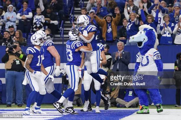 Jonathan Taylor of the Indianapolis Colts celebrates with teammates after a touchdown during the first quarter against the Las Vegas Raiders at Lucas...