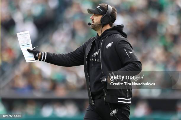 Philadelphia Eagles head coach Nick Sirianni calls a play during the first quarter against the Arizona Cardinals at Lincoln Financial Field on...